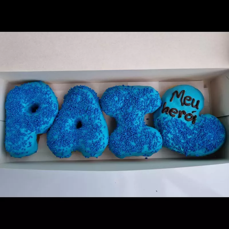 Donuts letras "PAI💙"