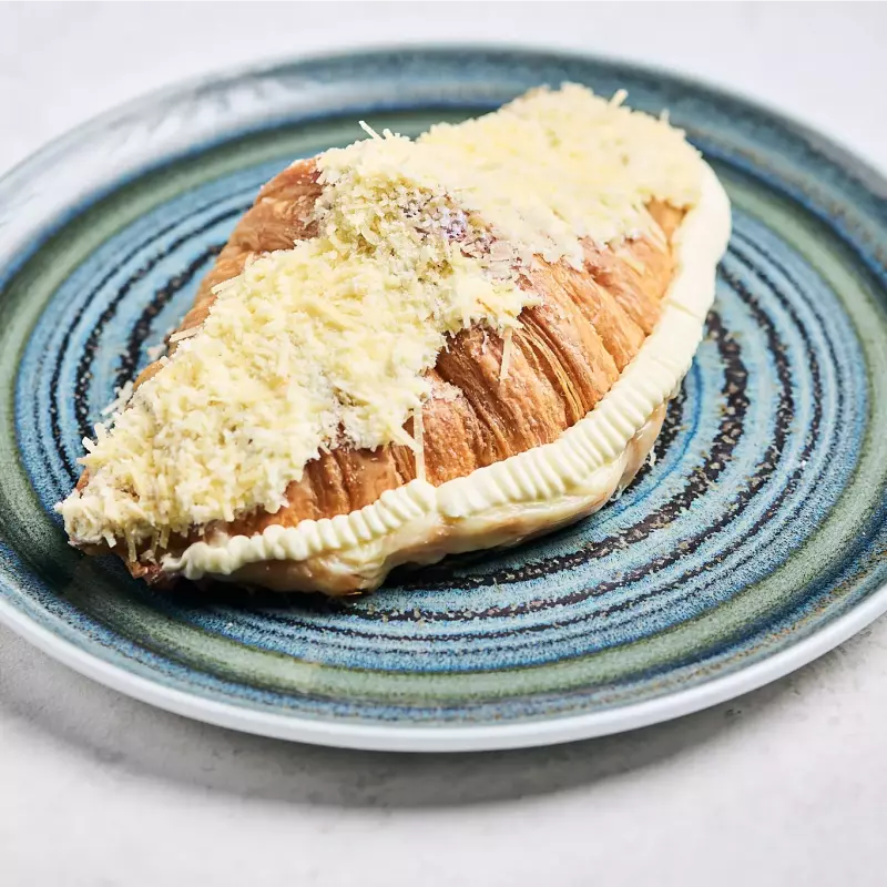 Croissant Tres Quesos