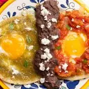 Huevos al Gusto menú completo