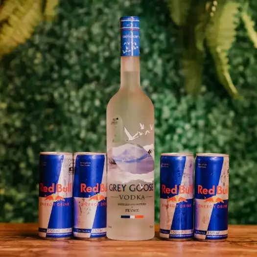 Grey Goose c/5 Red Bull