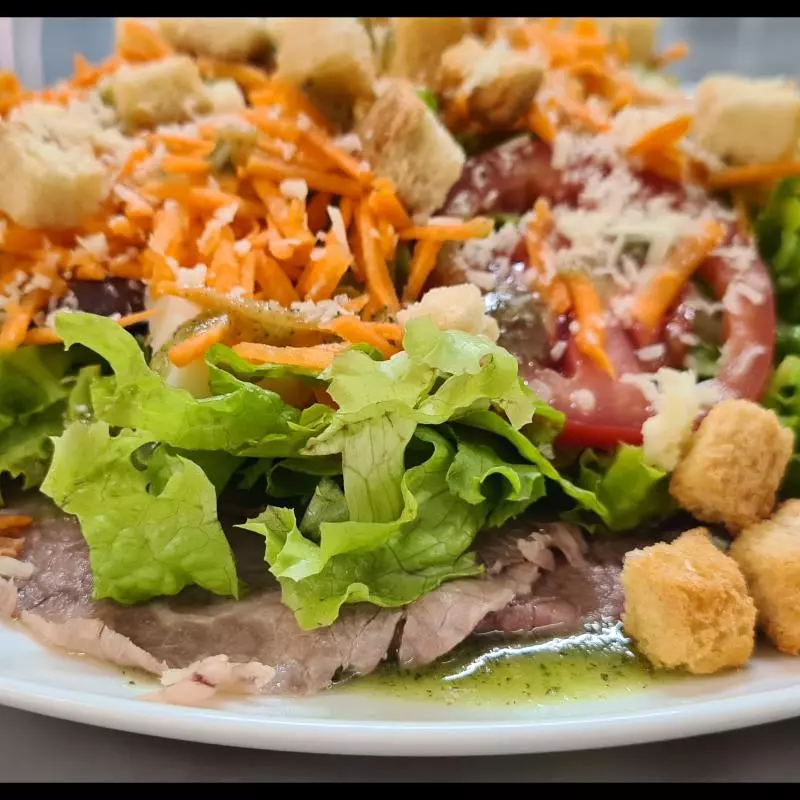 Salada com Rosbife