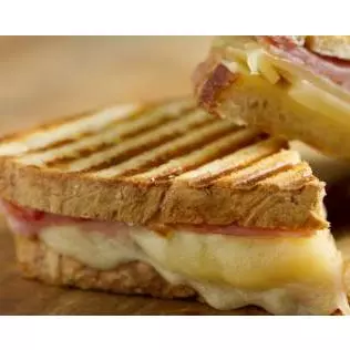 DERRETIDO DE JAMON Y QUESOS