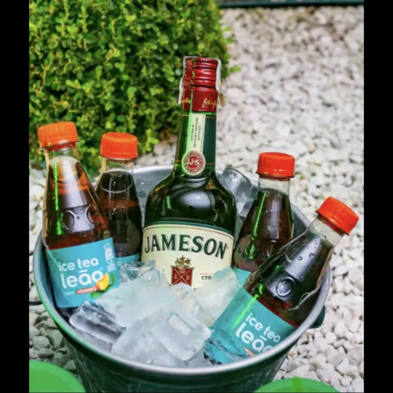 JAMESON + 4 CHÁS
