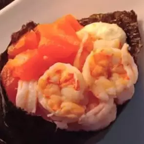 TEMAKI SALMÃO E CAMARÂO