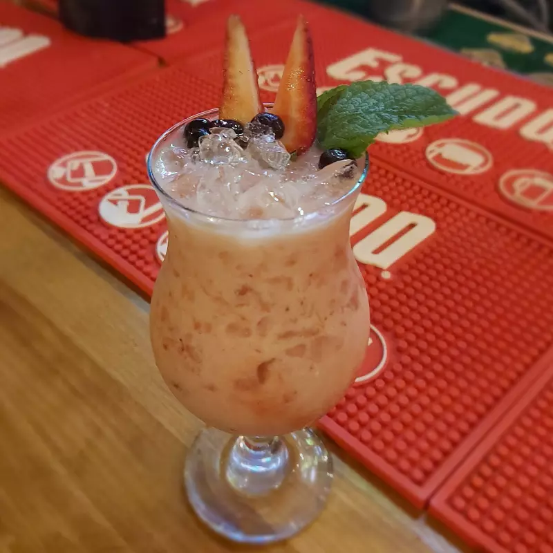 BERRIES COLADA SIN ALCOHOL