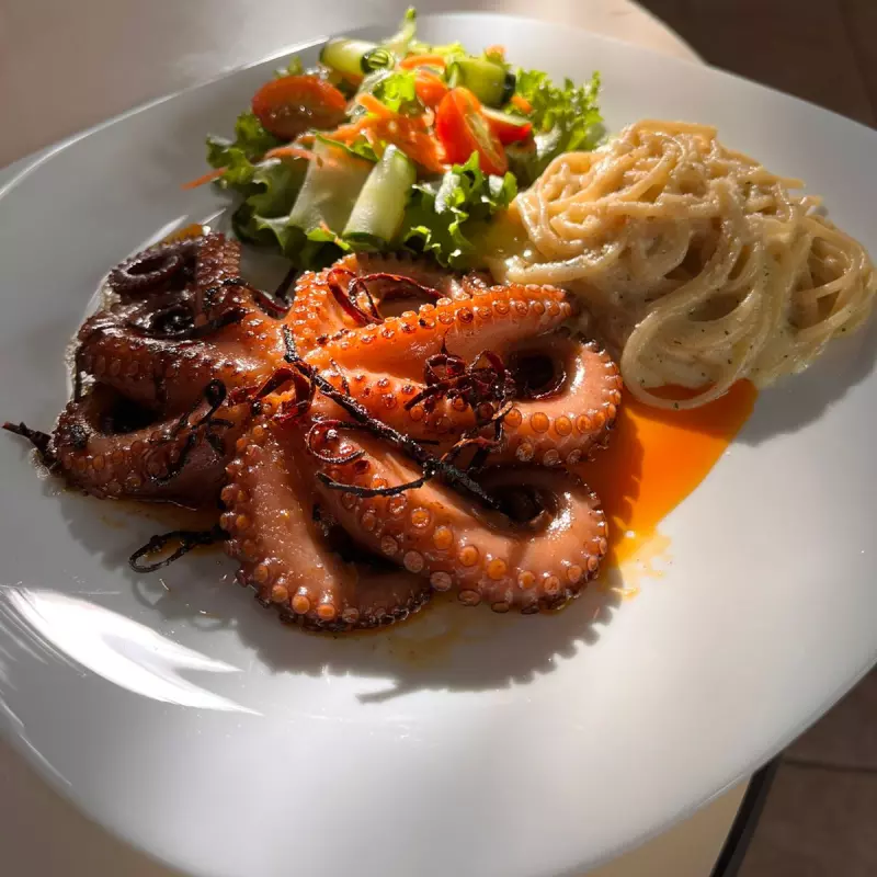 PULPO AL AJILLO, DIABLA o TALLA.