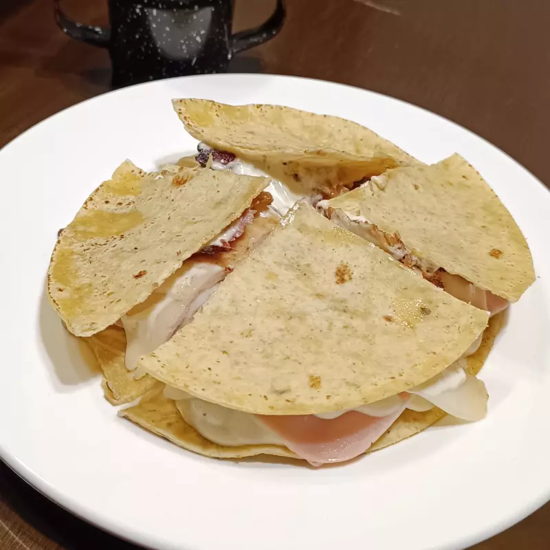 Hambur de Quesadillas Don Teto
