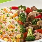 Carne com brócolis com arroz