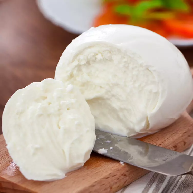 Mozarella Di Búfala