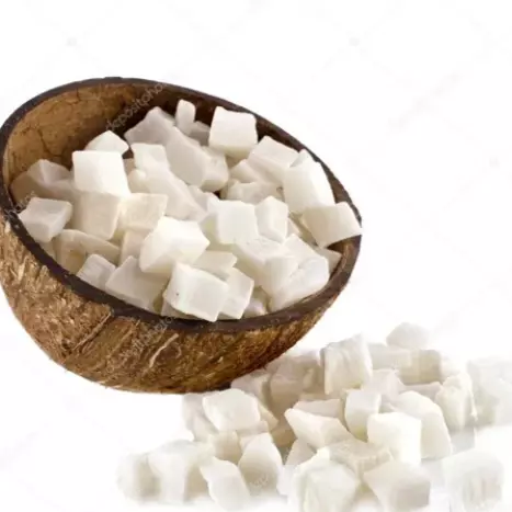 Coco seco em cubinhos (150g)