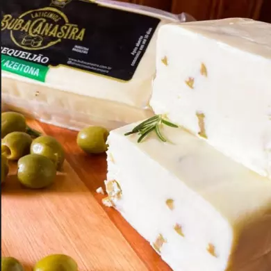 Requeijão em Barra c/ Azeitonas
