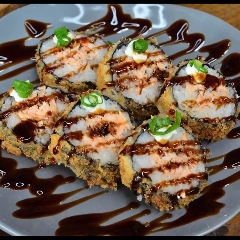 Hot roll de salmão