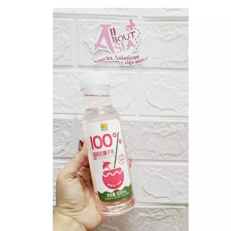 Agua de coco rosada