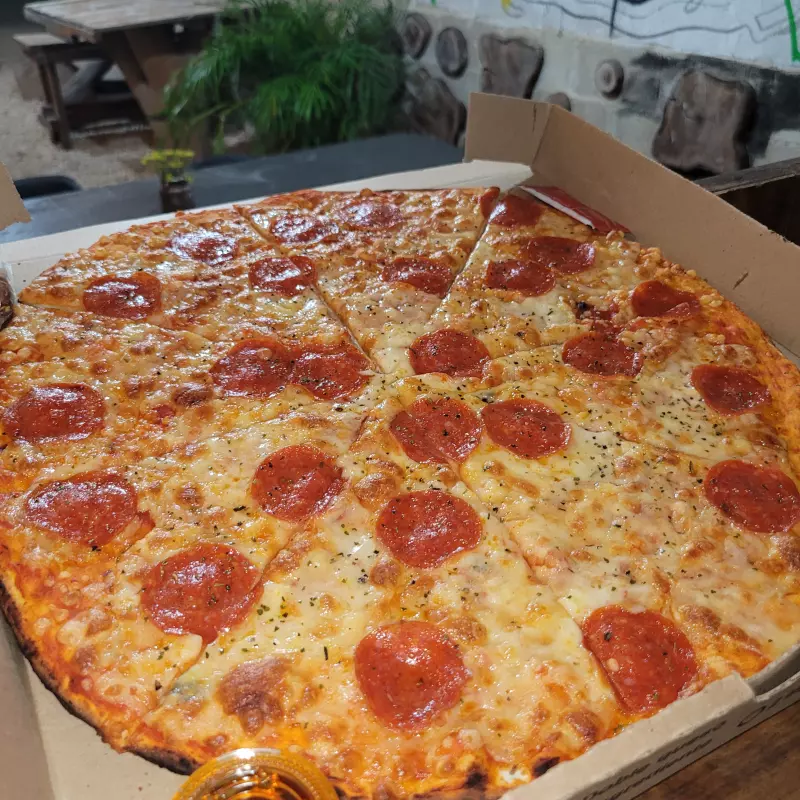 PEPERONI PIZZA GRANDE