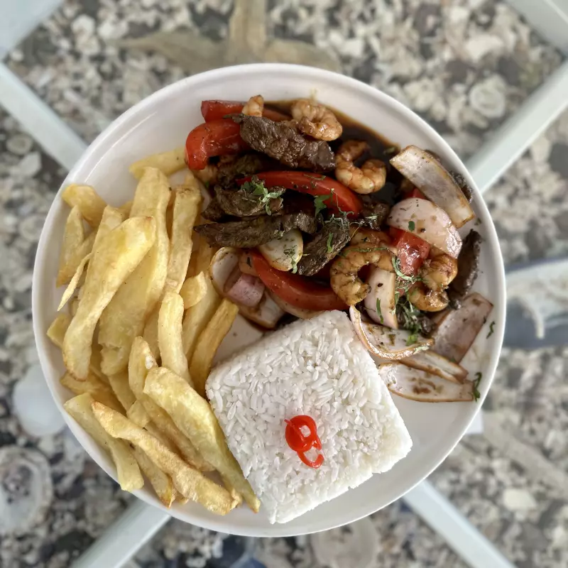 Lomo Salteado mar y tierra