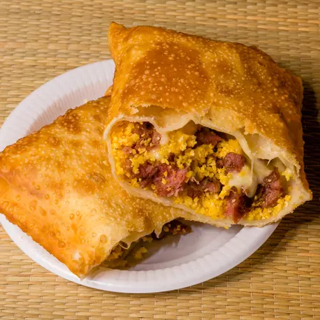 Pastel de Frango com Bacon