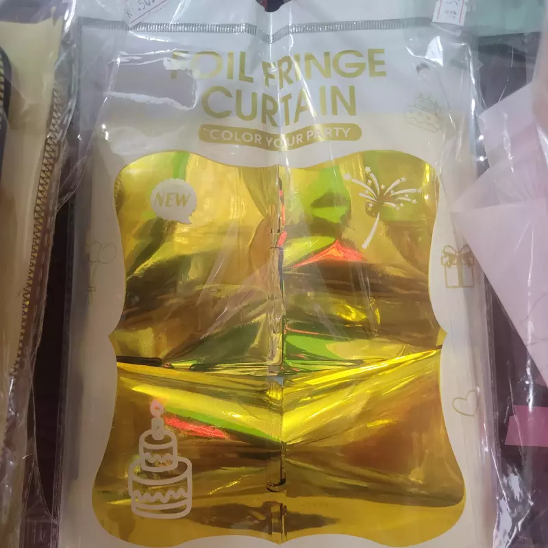 Foil fringe: cortina para fiestas