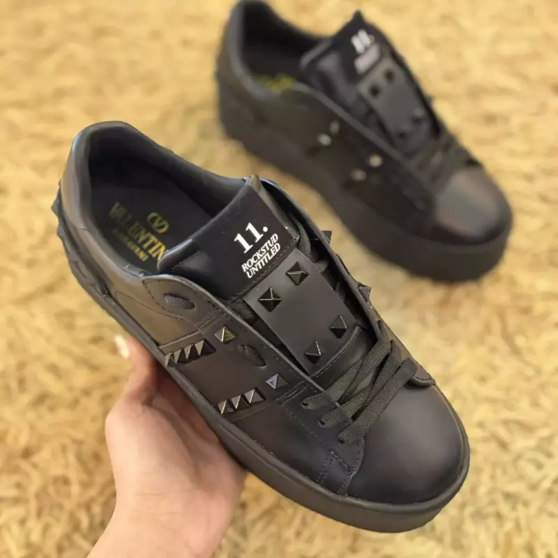 TENIS VALENTINO ALL BLACK