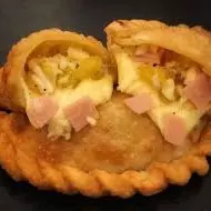 Empanada de hawaiana
