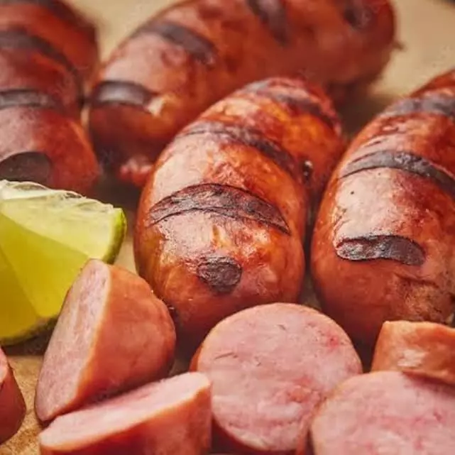 Marmitex com Linguiça