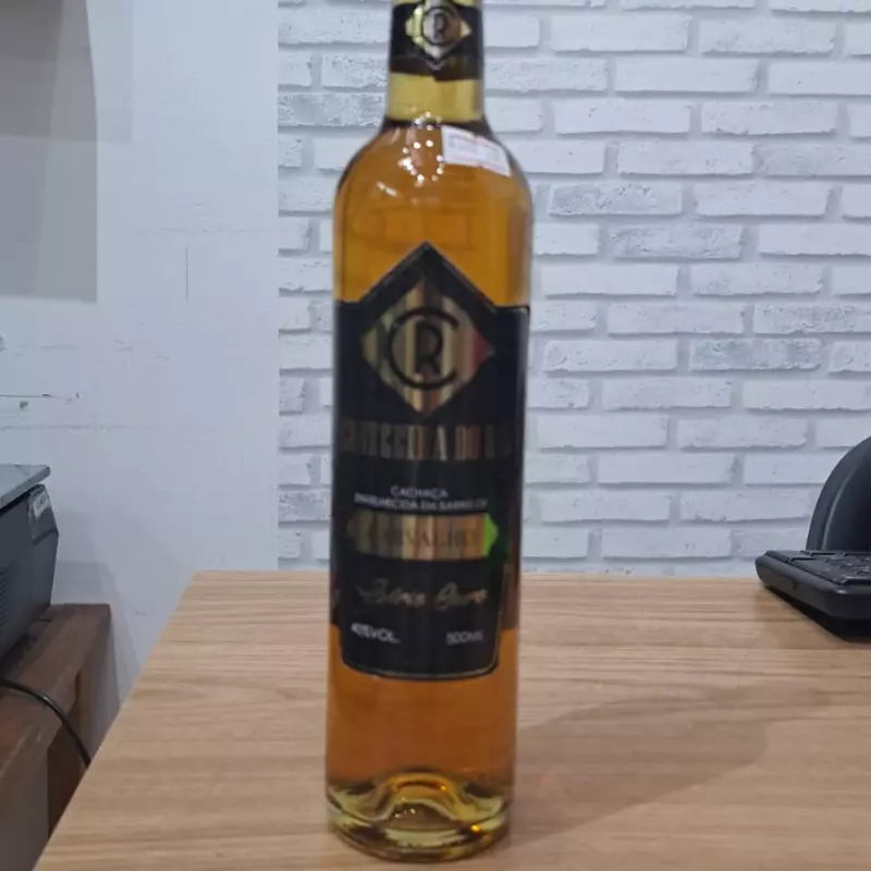 Cachaça Cabeceira do Rio Série Ouro