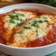 PARMEGIANA DE FRANGO