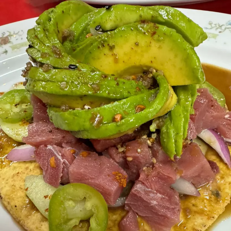 Tostada de Medallón