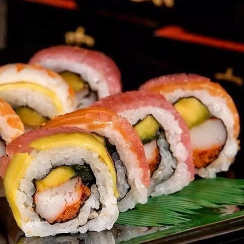 RAINBOW ROLL