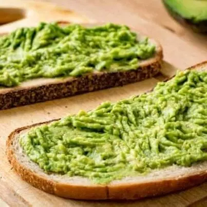 Totadas con palta mini