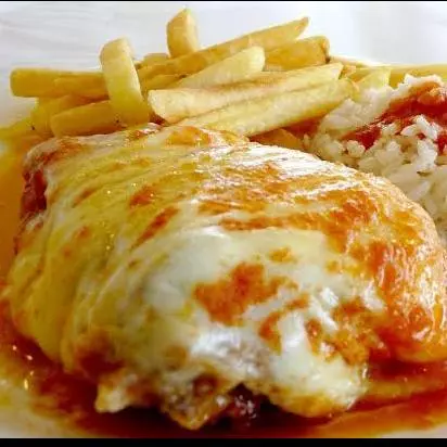 Parmegiana de Frango Itú para 5 Pessoas