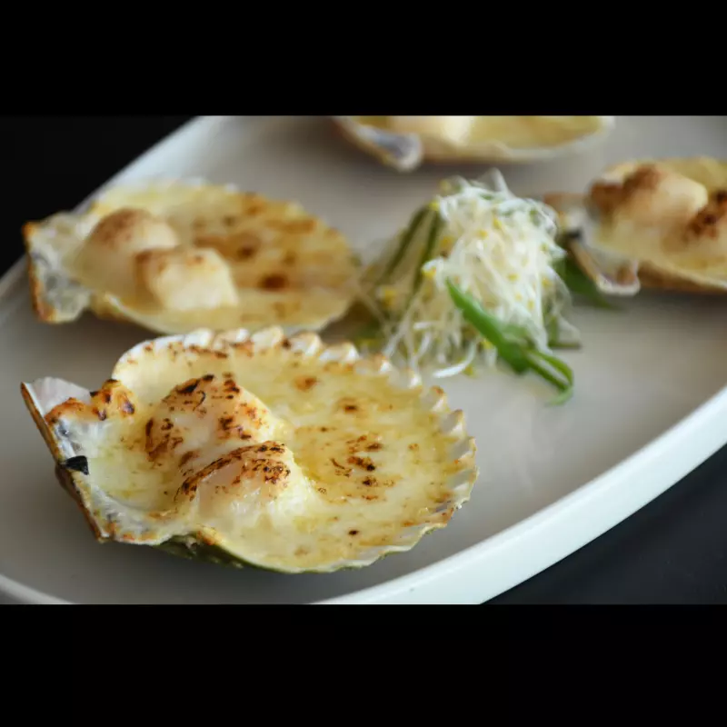 VIEIRAS A LA PARMESANA