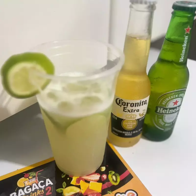 Caipirinha De Limão e Corona