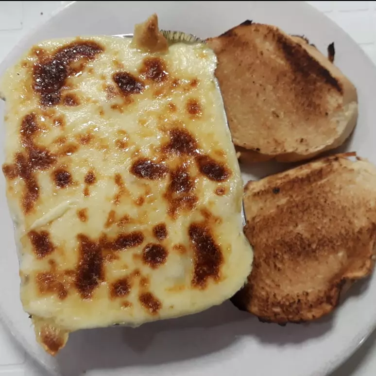 Lasaña Pollo, Tocineta y Maíz