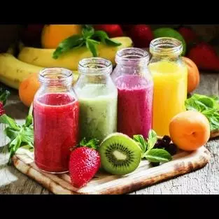 JUGOS NATURALES EN LECHE