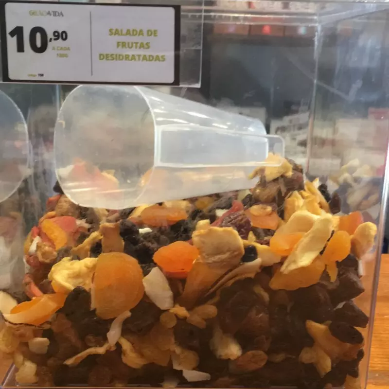 Salada de frutas desidratadas