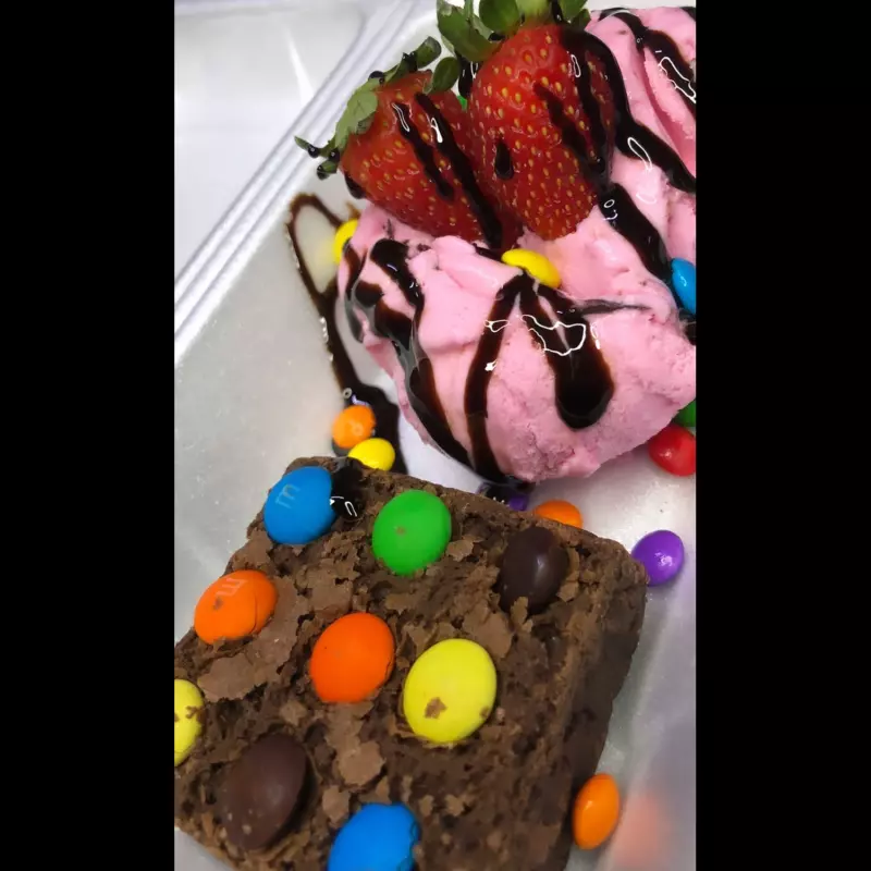 Brownie Com M&M
