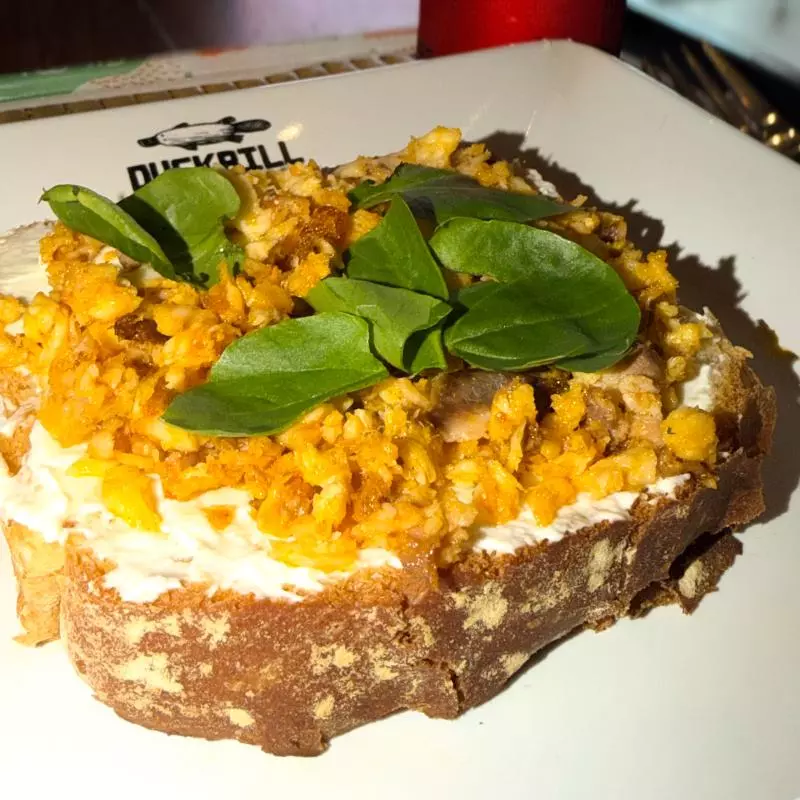 Toast de Tilapia com Cream Chesse