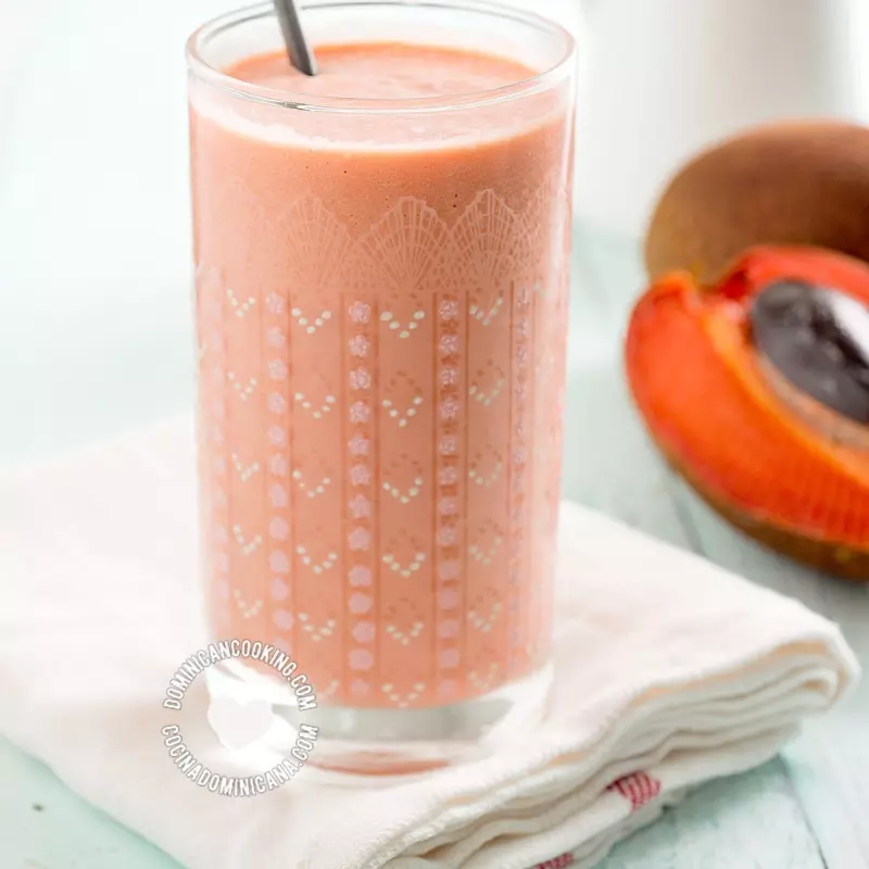 ZAPOTE EN LECHE