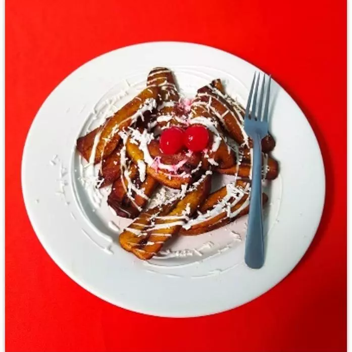 PLATANOS FRITOS CON CREMA Y LECHERA