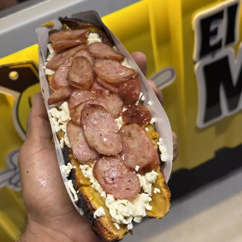 Maduro Mozarella + Chorizo Premiun