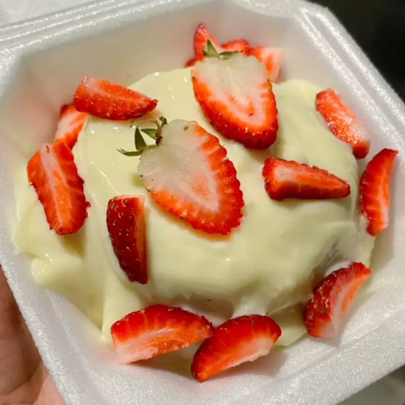 Baby Vulcão Ninho c/Morango