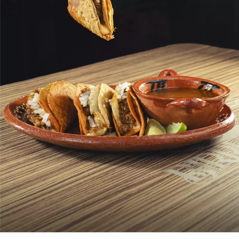 ORDEN DE TACOS MACIZA