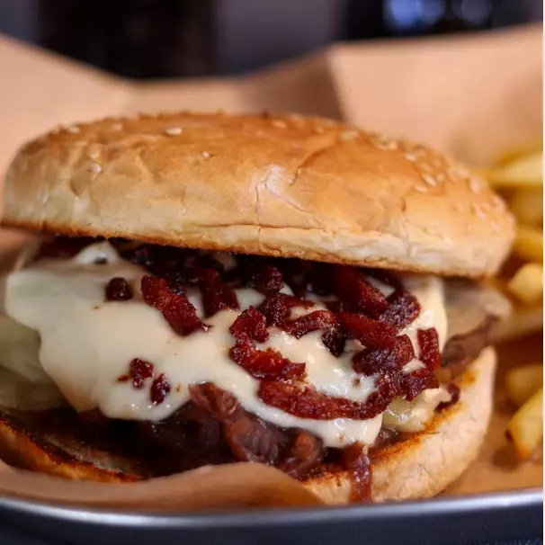 Hambúrguer à Tio Sá