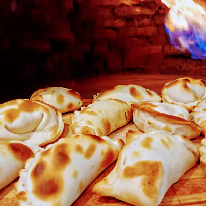 15 Empanadas Al Horno de Barro