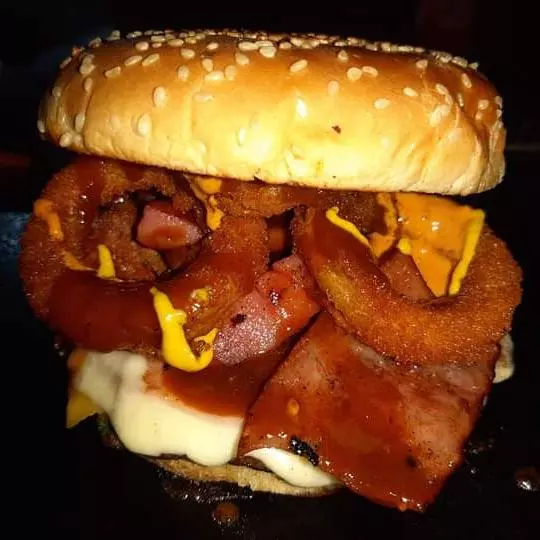 Coyoburguer 🐺🍔