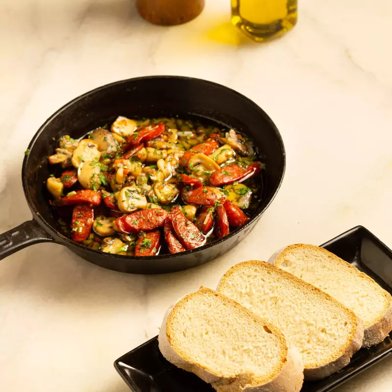 Chistorra con Champiñones