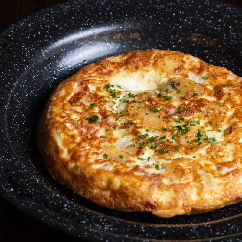 TORTILLA PAPAS CONFITADAS C/CEBOLLA