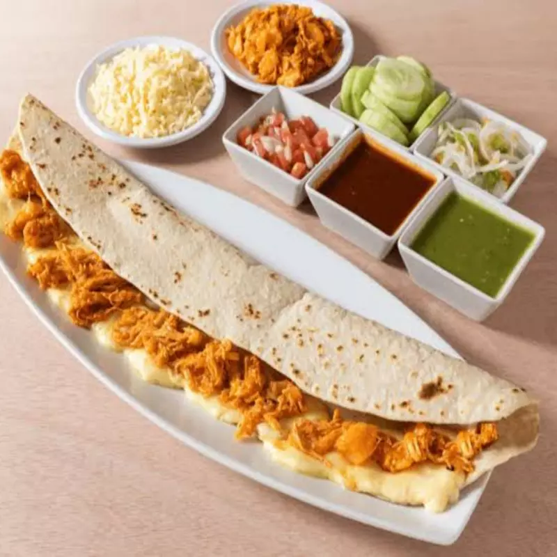 QUESADILLA GIGANTE