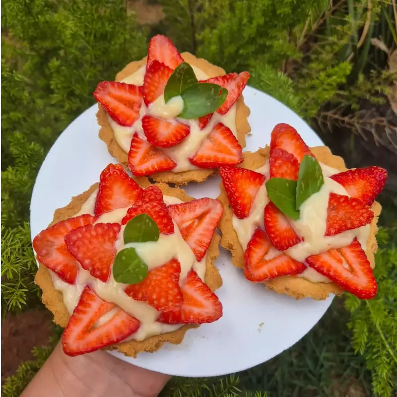 Torta de Morango Amanteigada
