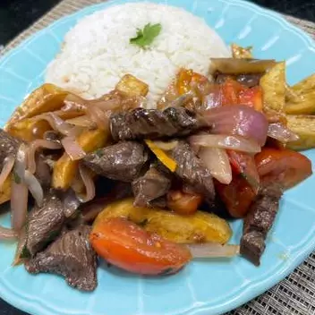 Lomo saltado
